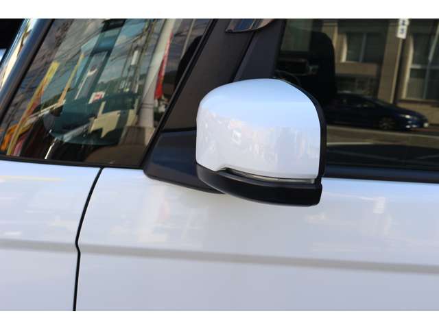 ホンダ Ｎ　ＢＯＸ カスタム ６６０ Ｌ R4年 (中国) 99