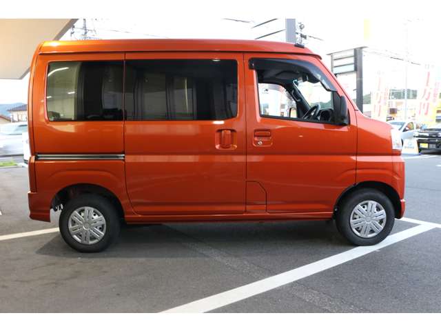ダイハツ ハイゼットカーゴ ６６０ デラックス R4年 (中国) 99