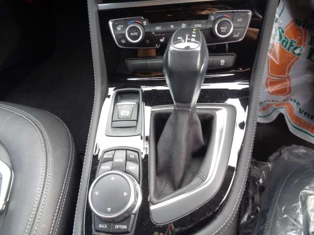 ＢＭＷ ２シリーズアクティブツアラー ２１８Ｄ ラグジュアリー ディーゼルターボ H27年 (甲信越・北陸) 99