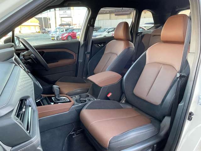 スバル フォレスター　ハイブリッド ２．５ プレミアム Ｓ：ＨＥＶ ４ＷＤ R8年 (東北) 99