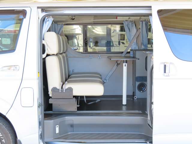 トヨタ ハイエースバン バンテック新潟 H22年 (関東) 99