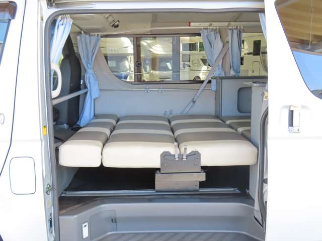 トヨタ ハイエースバン バンテック新潟 H22年 (関東) 99