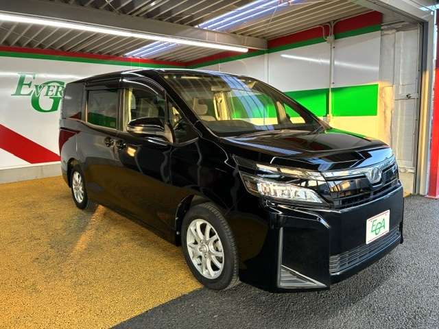 トヨタ ヴォクシー ２．０ Ｘ H29年 (関東) 99