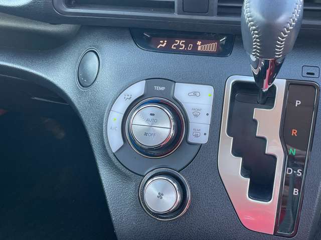トヨタ シエンタ １．５ Ｇ セーフティ エディションＩＩ R3年 (近畿) 99