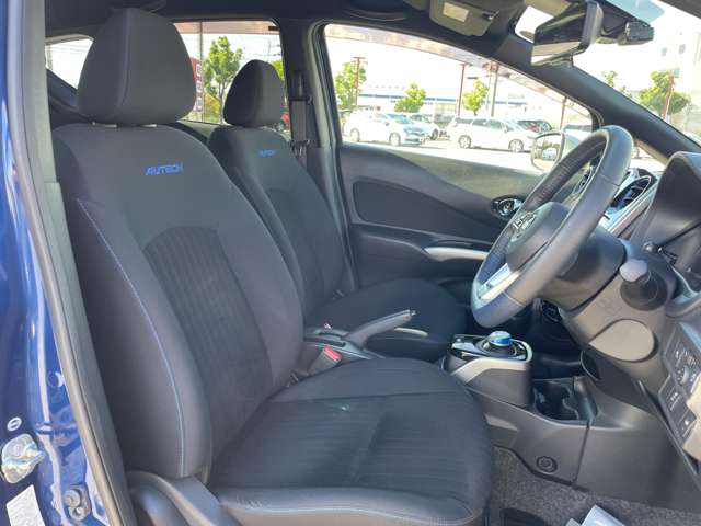日産 ノート １．２ Ｅ－ＰＯＷＥＲ ＡＵＴＥＣＨ H30年 (近畿) 99
