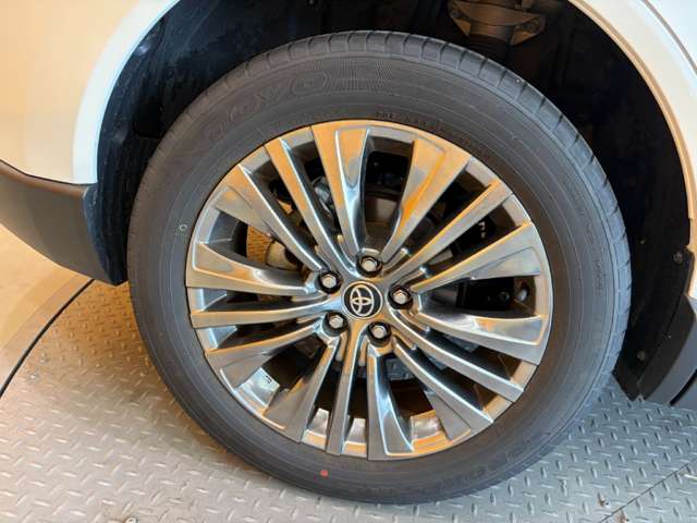 トヨタ ハリアー ２．０ Ｚ レザーパッケージ R5年 (近畿) 99