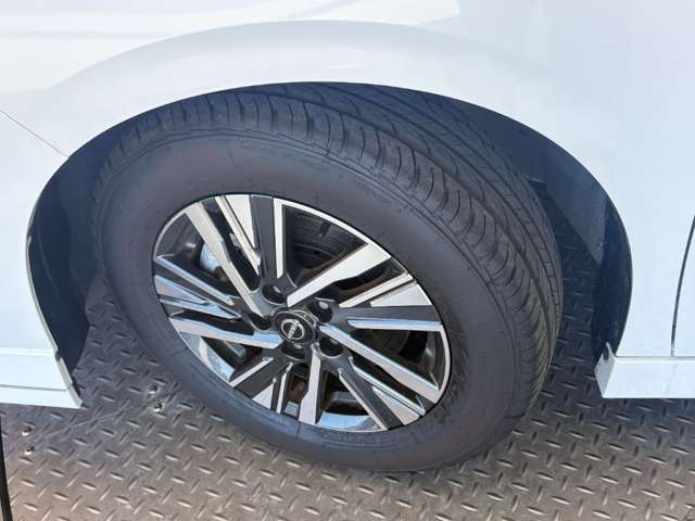 日産 セレナ １．４ Ｅ－ＰＯＷＥＲ ハイウェイスターＶ R5年 (近畿) 99