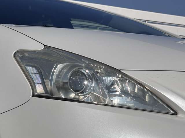 トヨタ プリウスΑ １．８ Ｓ Ｌセレクション H25年 (東海) 99