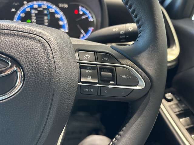 トヨタ ヴォクシー １．８ ハイブリッド Ｓ－Ｚ R5年 (近畿) 99