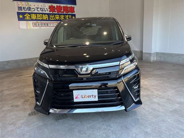 トヨタ ヴォクシー ２．０ ＺＳ 煌ＩＩ R1年 (近畿) 99