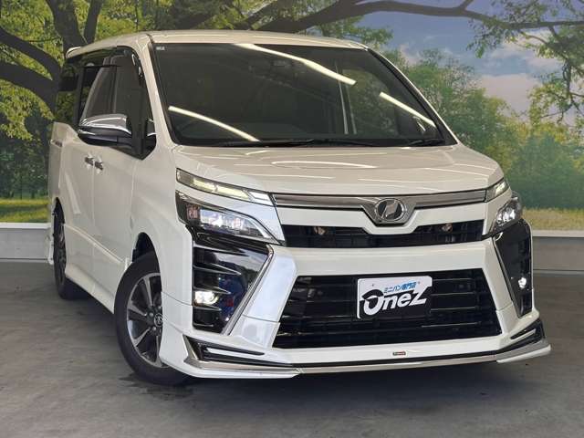 トヨタ ヴォクシー ２．０ ＺＳ 煌ＩＩＩ R3年 () 99