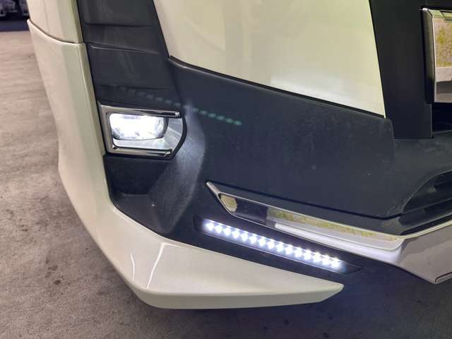 トヨタ ノア ２．０ ＳＩ H29年 () 99