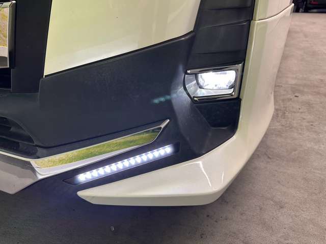 トヨタ ノア ２．０ ＳＩ H29年 () 99