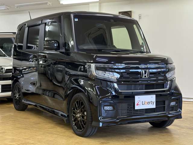 ホンダ Ｎ　ＢＯＸ カスタム ６６０ Ｌ ターボ スタイルプラス ブラック R4年 (四国) 99