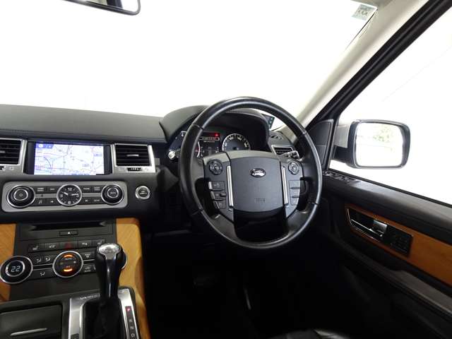 ランドローバー レンジローバー ５．０ Ｖ８ リミテッド ４ＷＤ H25年 (関東) 99