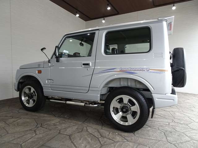 スズキ ジムニー ６６０ ランドベンチャー ４ＷＤ H8年 (関東) 99
