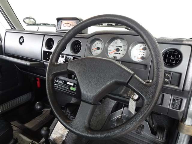 スズキ ジムニー ６６０ ランドベンチャー ４ＷＤ H8年 (関東) 99