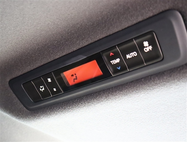 トヨタ ヴォクシー ２．０ ＺＳ 煌ＩＩ R1年 () 99
