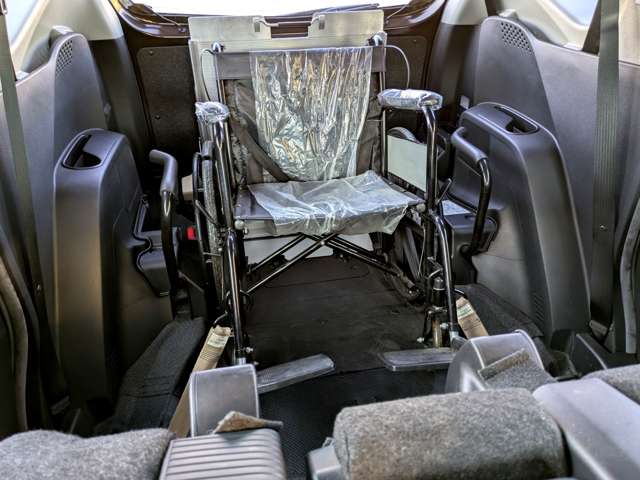 トヨタ シエンタ １．５ Ｇ ウェルキャブ 車イス仕様車 タイプＩ 助手席側セカンドシート付 H29年 (東海) 99