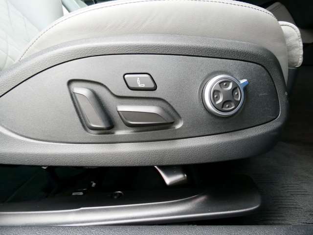 アウディ Ｓ４ ３．０ ４ＷＤ R6年 (東海) 99