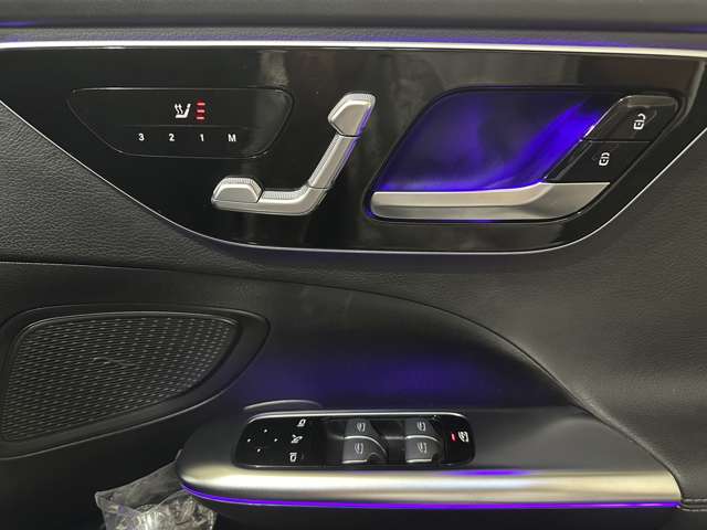 メルセデスベンツ Ｃクラスワゴン Ｃ２２０Ｄ アバンギャルド ＡＭＧラインパッケージ（ＩＳＧ搭載モデル）ディーゼルターボ ＭＰ２０２３０２ R5年 () 99