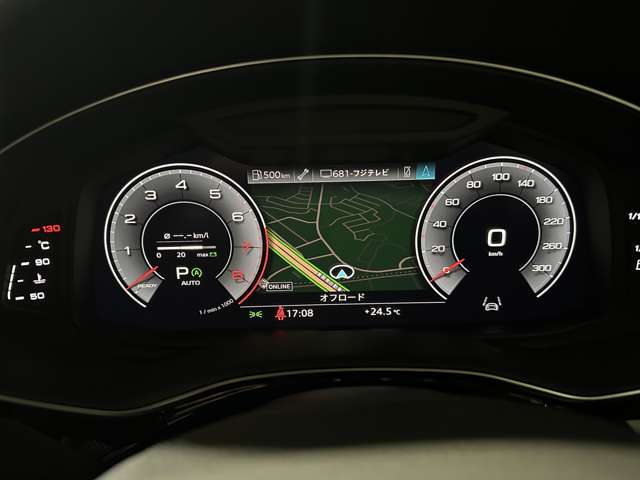 アウディ Ｑ８ ５５ ＴＦＳＩ クワトロ デビューパッケージ Ｓライン ４ＷＤ R1年 () 99