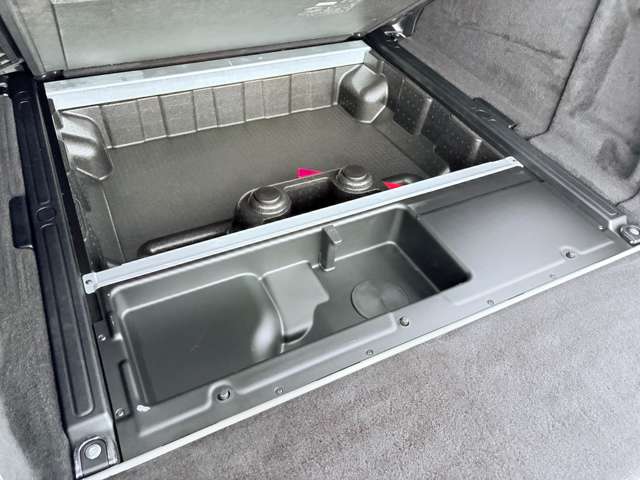 ランドローバー ディスカバリー ＨＳＥ （ディーゼル） ４ＷＤ R2年 (関東) 99