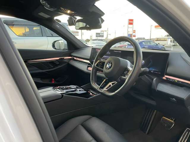 ＢＭＷ ５シリーズ ５２３ｉ　Ｍスポーツ R6年 (関東) 99