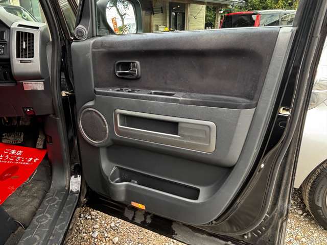 三菱 デリカ　Ｄ：５ ２．４ Ｇ ナビパッケージ ４ＷＤ H22年 (関東) 99