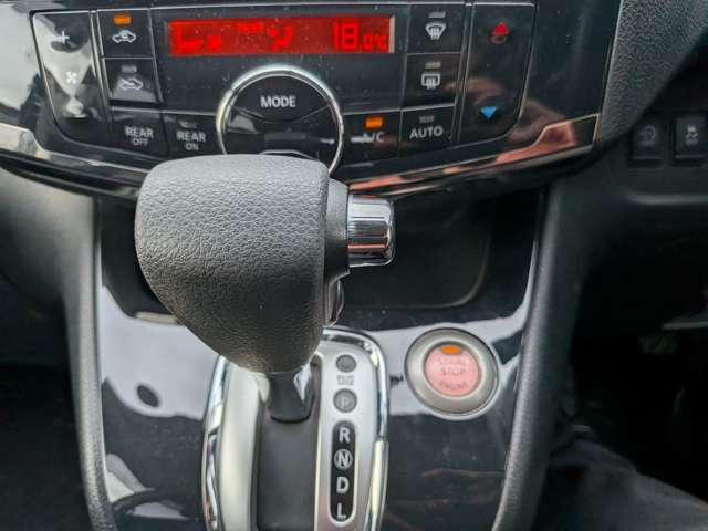 日産 セレナ ２．０ ハイウェイスター Ｓ－ＨＹＢＲＩＤ Ｖセレクション H25年 (関東) 99