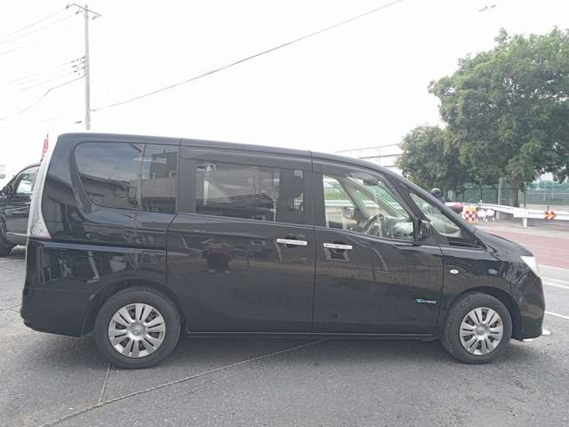 日産 セレナ ２．０ ２０Ｘ Ｓ－ＨＹＢＲＩＤ H25年 (関東) 99
