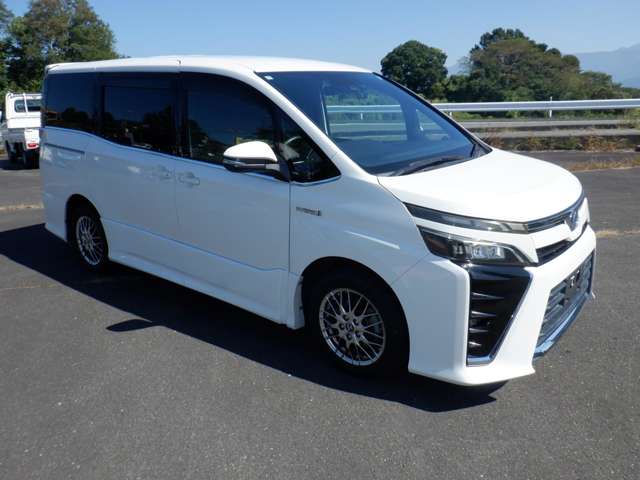 トヨタ ヴォクシー １．８ ハイブリッド ＺＳ H29年 () 99