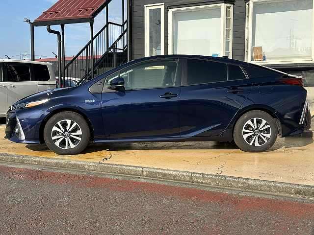 トヨタ プリウスＰＨＶ １．８ Ｓ R1年 () 99
