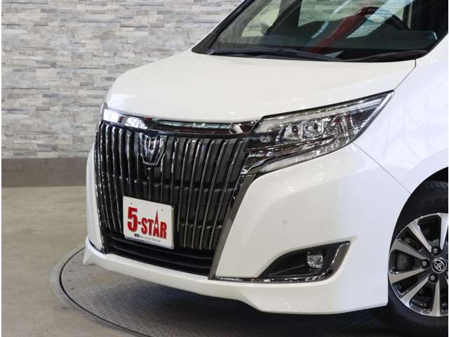 トヨタ エスクァイア ２．０ ＧＩ プレミアムパッケージ ブラックテーラード ４ＷＤ R1年 (関東) 99