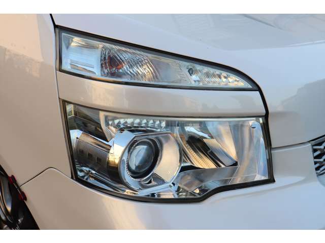 トヨタ ヴォクシー ２．０ ＺＳ 煌ＩＩ H24年 (東北) 99