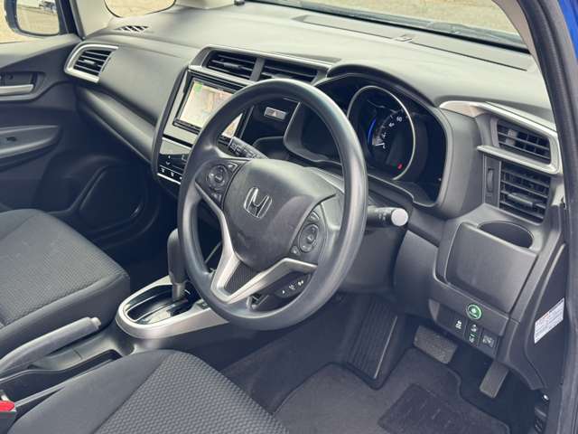 ホンダ フィット １．３ １３Ｇ Ｆ H30年 (甲信越・北陸) 99