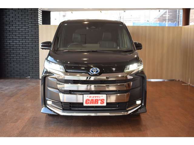 トヨタ ノア １．８ ハイブリッド Ｓ－Ｚ Ｅ－ＦＯＵＲ ４ＷＤ R4年 (北海道) 99