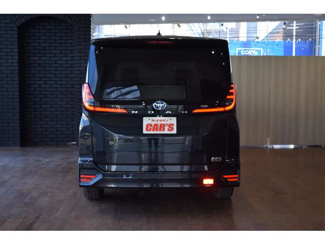 トヨタ ノア １．８ ハイブリッド Ｓ－Ｚ Ｅ－ＦＯＵＲ ４ＷＤ R4年 (北海道) 99