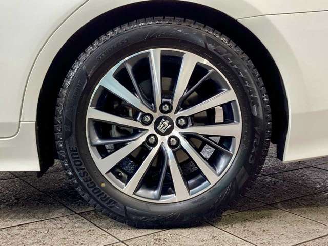 トヨタ クラウン　ハイブリッド ハイブリッド ２．５ Ｇ ＦＯＵＲ ４ＷＤ R1年 (北海道) 99