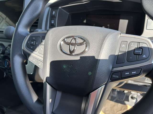 トヨタ ハイエースバン ２．０ ＤＸ ロング ＧＬパッケージ R8年 (九州・沖縄) 99