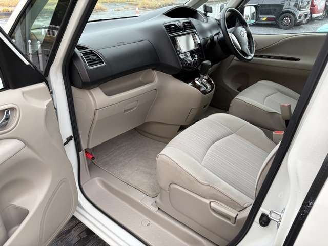 日産 セレナ ２．０ ２０Ｇ H23年 () 99