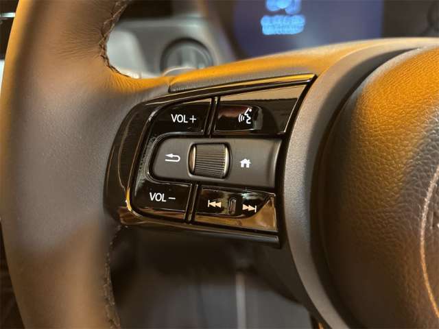 ホンダ ヴェゼル １．５ Ｅ：ＨＥＶ Ｚ R8年 (近畿) 99