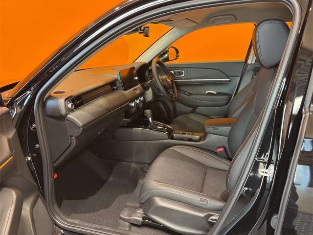ホンダ ヴェゼル １．５ Ｅ：ＨＥＶ Ｚ R8年 (近畿) 99