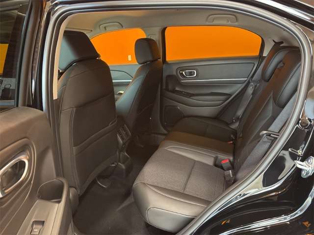 ホンダ ヴェゼル １．５ Ｅ：ＨＥＶ Ｚ R8年 (近畿) 99