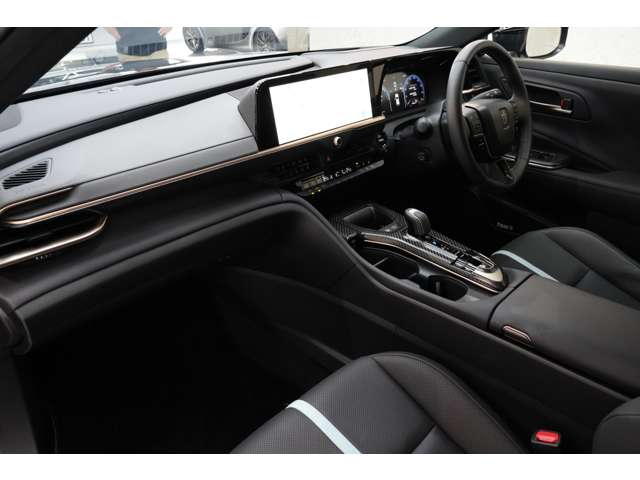 トヨタ クラウン　スポーツ　ハイブリッド ２．５ Ｚ Ｅ－ＦＯＵＲ ４ＷＤ R6年 () 99