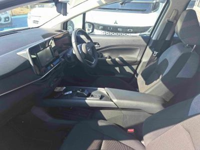 日産 ノート １．２ Ｓ ＦＯＵＲ ４ＷＤ R3年 () 99