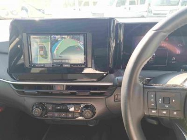 日産 ノート １．２ Ｓ ＦＯＵＲ ４ＷＤ R3年 () 99