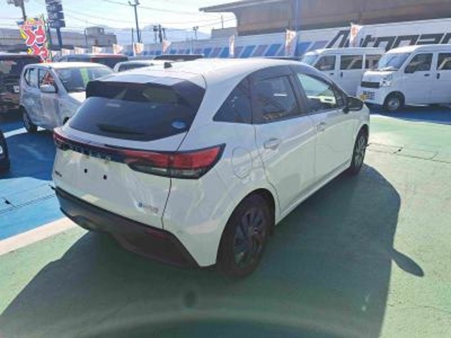 日産 ノート １．２ Ｓ ＦＯＵＲ ４ＷＤ R3年 () 99