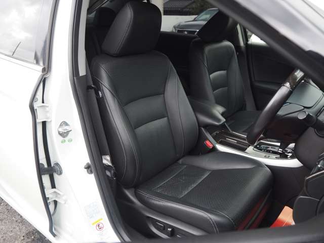ホンダ アコード　ハイブリッド ２．０ ＥＸ H25年 (甲信越・北陸) 99