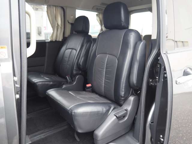 三菱 デリカ　Ｄ：５ ２．２ Ｄ プレミアム ディーゼルターボ ４ＷＤ H25年 (甲信越・北陸) 99